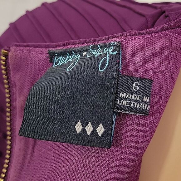 BRAND NEW GABBY SKYE SLEEVELESS ROUNDNECK LINE GOLD ZIP CLOSURE  DRESS - Picture 8 of 15